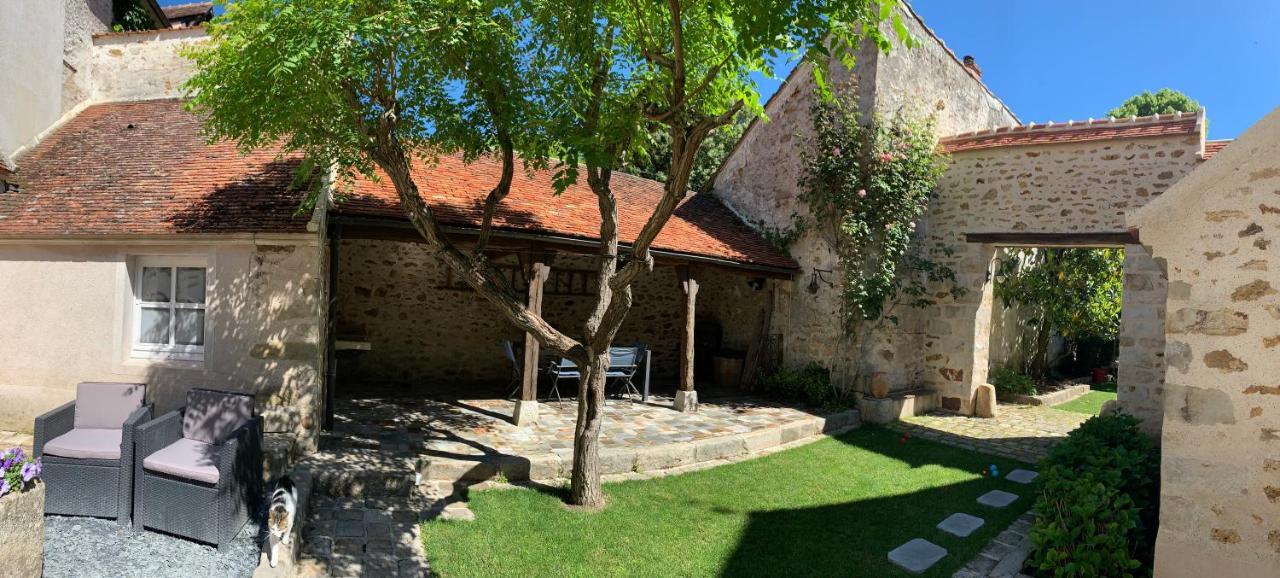 La Maison D'Emilie - Chambres D'Hotes Chaumes-en-Brie 外观 照片
