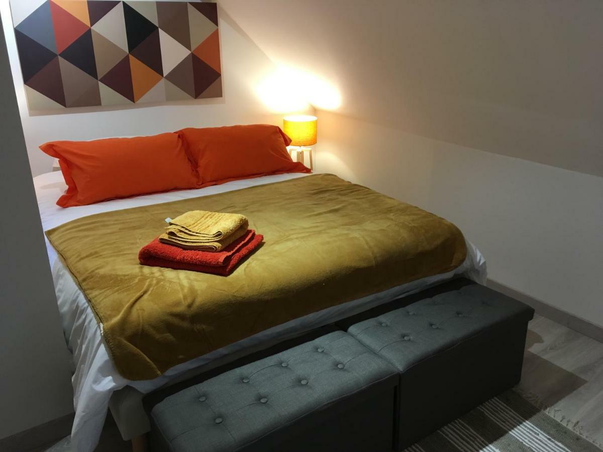 La Maison D'Emilie - Chambres D'Hotes Chaumes-en-Brie 外观 照片